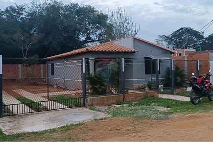 Casa - Venta - Luque, Central, Paraguay