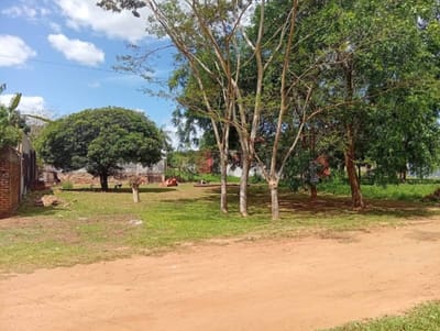 VENDO TERRENO A UNA CUADRA DE RUTA LUQUE-LIMPIO