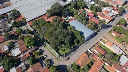 Venta De Propiedad De 6.703 M² En Esquina – Fernando De La Mora Zona Norte