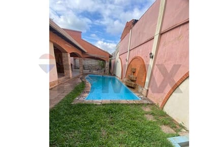 RESIDENCIA EN DOBLE FRENTE 600m2 VIRGEN DEL HUERTO