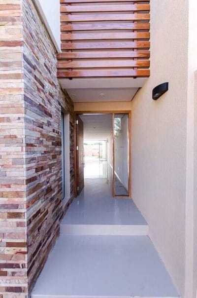 Amplio Duplex en barrio Mburucuya