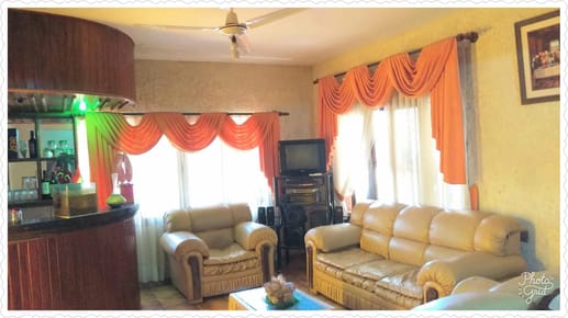 CASA EN VENTA AV. VIRGEN DE COTOCA 