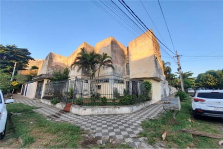 Vendo Terreno en esquina en Barrio Obrero
