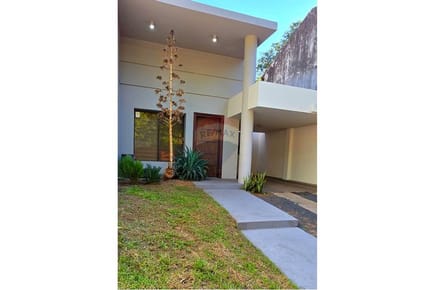 Duplex - Venta - Las Mercedes, Paraguay