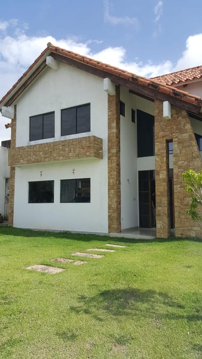 BELLISIMA VIVIENDA EN CONDOMINIO VALLE NORTE I