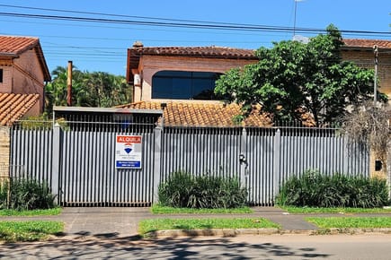 Casa - Alquiler - Fernando De La Mora, Central, Paraguay