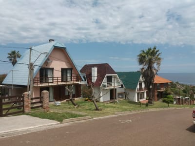 Punta Fría - Cómoda Casa Con Excelente Ubicación Y Hermosas Vistas