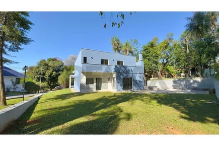 Vendo casa de 3 habitaciones a estrenar en Lambare zona Yacht 