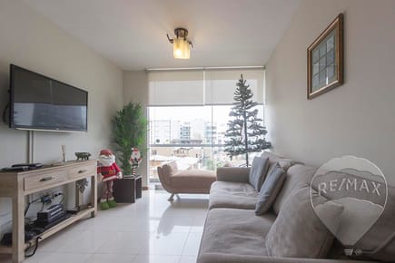 ¡OCASIÓN! Venta de Lindo Dúplex con amplia terraza en Miraflores