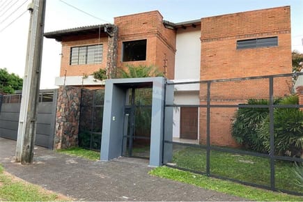 VENDO RESIDENCIA EN FERNANDO ZONA NORTE