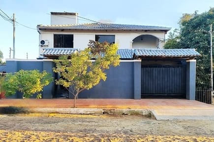 Casa en Tres Bocas – Fernando de la Mora Sur