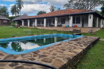 8 Hectareas / Granja / Casa De Verano- Caacupe- Coordillera- Paraguay