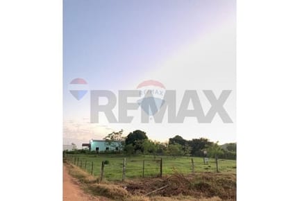 EN VENTA TERRENO EN CNEL OVIEDO