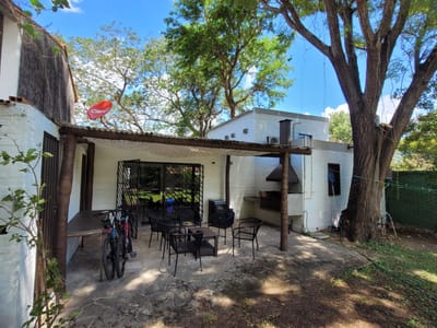 VENDO CASA EN SAN BERNARDINO ZONA CENTRICA