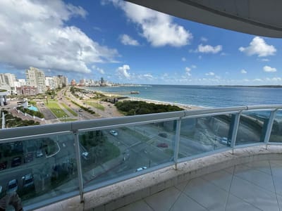 Venta - Exclusivo Apartamento Esquinero Millenium Tower, Punta Del Este