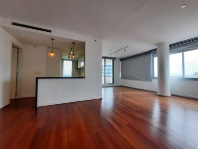 Alquilo Departamento de 3 habitaciones en zona Paseo La Galería 