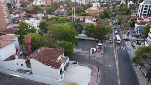 SE VENDE AMPLIA PROPIEDAD PARA OFICINA CORPORATIVA