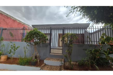 CASA EN VENTA 