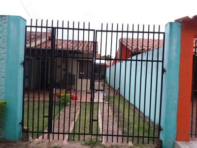 SE DA UN DEPARTAMENTO EN ANTICRETICO CON OPCION A COMPRA.