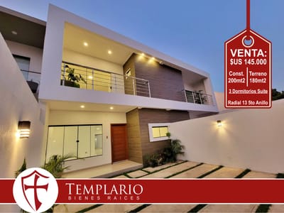 CASA EN VENTA DE 3 DORMITORIOS EN SUITE - ZONA SUR 5TO ANILLO