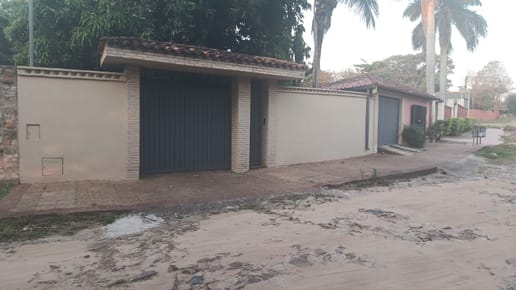 VENDO CASA CON SALON COMERCIAL CIUDAD DE MARIANO ROQUE ALONSO BARRIO REMANSO