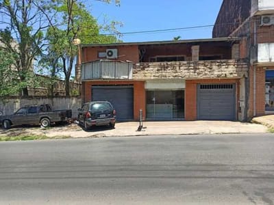 EN VENTA, PROPIEDAD SOBRE LILLO!