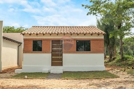 Vendo casa en Capiata