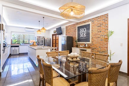 EN VENTA CASA CON 5 HABITACIONES EN LUQUE