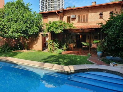 CASA EN VENTA EN BARRIO YCUA SATI