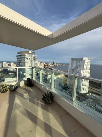 Penthouse En Venta Gala Tower, Punta Del Este