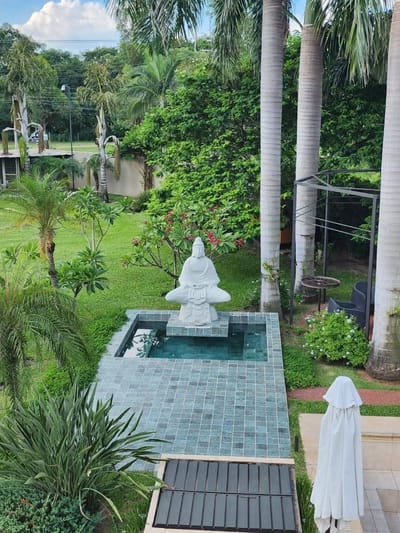 VENDO RESIDENCIA MINIMALISTA EN BARRIO CERRADO SURUBI’Í