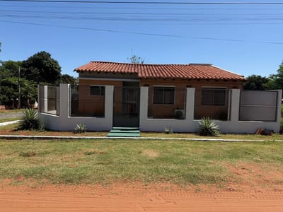 Vendo Casa en San Lorenzo zona coca cola