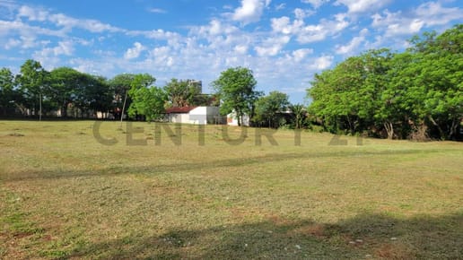 EN VENTA – Terreno De 7.217 m² Sobre Av. Coronel Franco, Encarnación