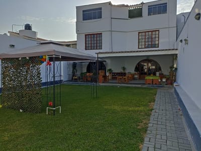 CASA EN EL GOLF TRUJILLO 550 M2
