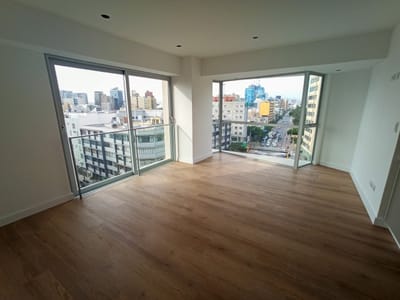 Hermoso Flat de Estreno a Unos Pasos del Malecón y del Corazón de Miraflores