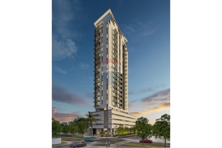 En Venta Semi Penthouse de 3 Dormitorios en Edificio Sun Palace Tower   J.A.