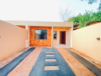 VENDO CHALET EN ÑEMBY A METROS DE ACCESO SUR