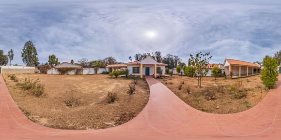 En Alquiler Casa En Barrio Los Alamos - Tarija