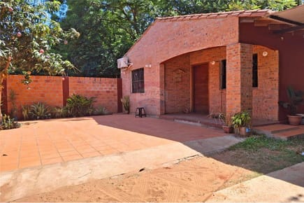 VENDO CASA EN LUQUE