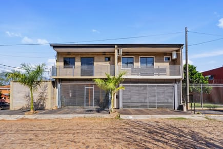 VENDO DUPLEX en ESQUINA con PISCINA LAMBARE