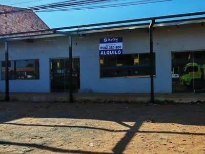 ALQUILO SALÓN COMERCIAL A ESTRENAR EN ITÁ