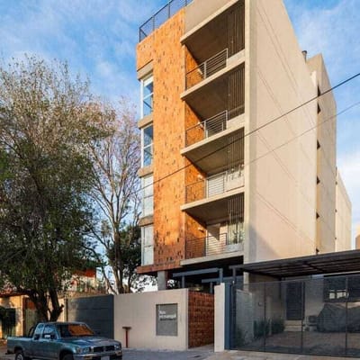¡Venta de Departamento en Edificio El Mangal – Ideal para Inversión!