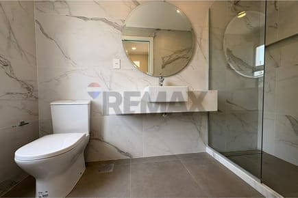 Duplex-Venta-PY Central Fernando De La Mora Aca Yuasa esquina de la Amistad