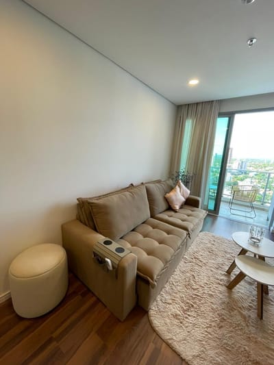 A METROS DEL SHOPPING DEL SOL, EN VENTA DEPARTAMENTO DE 1 DORM. AMOBLADO. 