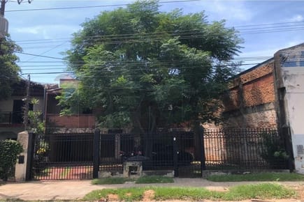 TERRENO EN VENTA SOBRE CONCEJAL VARGAS – YCUÁ SATÍ
