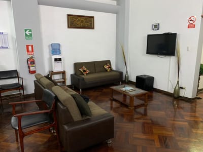 Oficina/consultorio Para Alquilar 8m² Y 18m²- Miraflores.