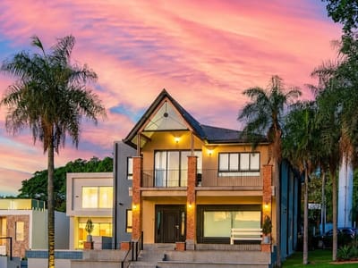 VENDO CASA CON ESPECTACULAR VISTA AL LAGO
