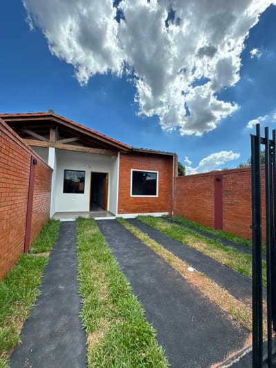 CASA DE 2 HABITACIONES A ESTRENAR EN VENTA EN ÑEMBY