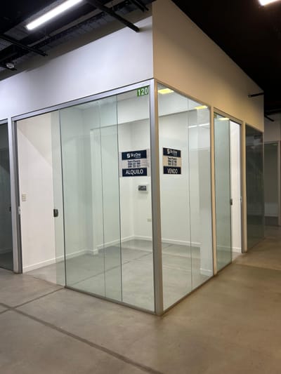 VENDO LOCAL COMERCIAL EN M4