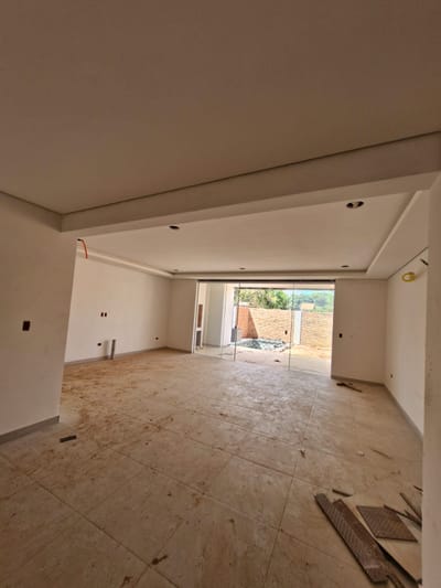 ALQUILO DUPLEX PROXIMO A ESTRENAR EN LUQUE ZONA CONMEBOL COD 059